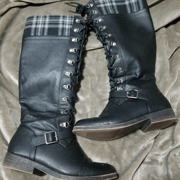 SOLD-- Black Lace-up Knee high Boots - Picture 2 of 7